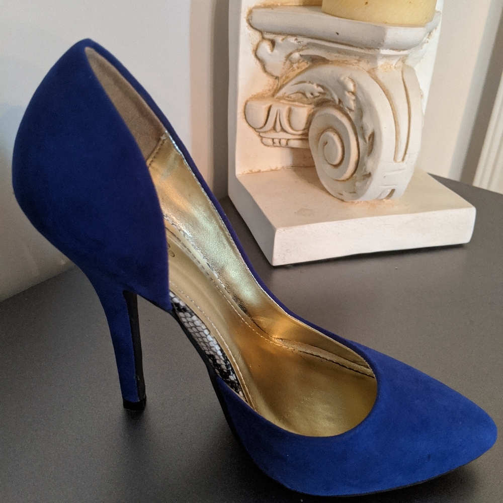 High Heels - Picture 2 of 2